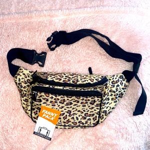 Leopard Print Fanny Pack!